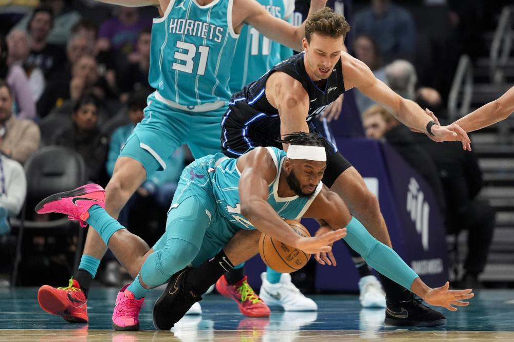 和俱乐部形 和俱乐部形